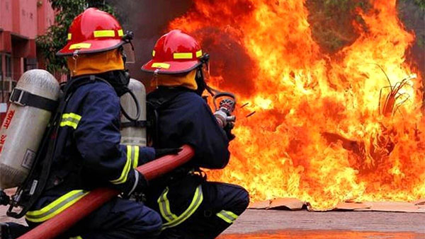 موارد تحت پوشش بیمه در بیمه آتش سوزی مراکز صنعتی کدامند؟