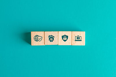 Middle Insurance Image